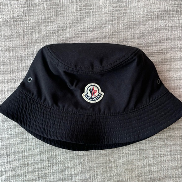 Moncler Bucket Hat - Picture 1 of 2